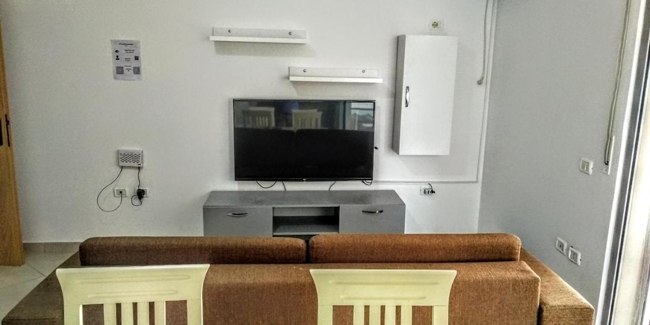 Rass' Apartment Vlorë Exterior foto