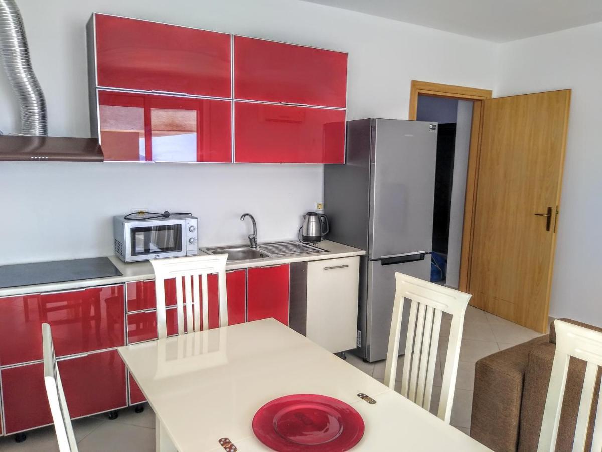 Rass' Apartment Vlorë Exterior foto